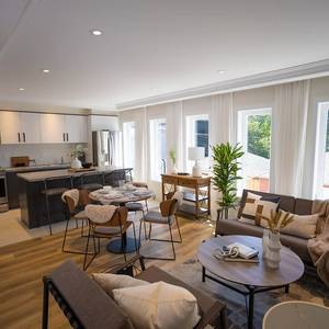 FoxySuites Website